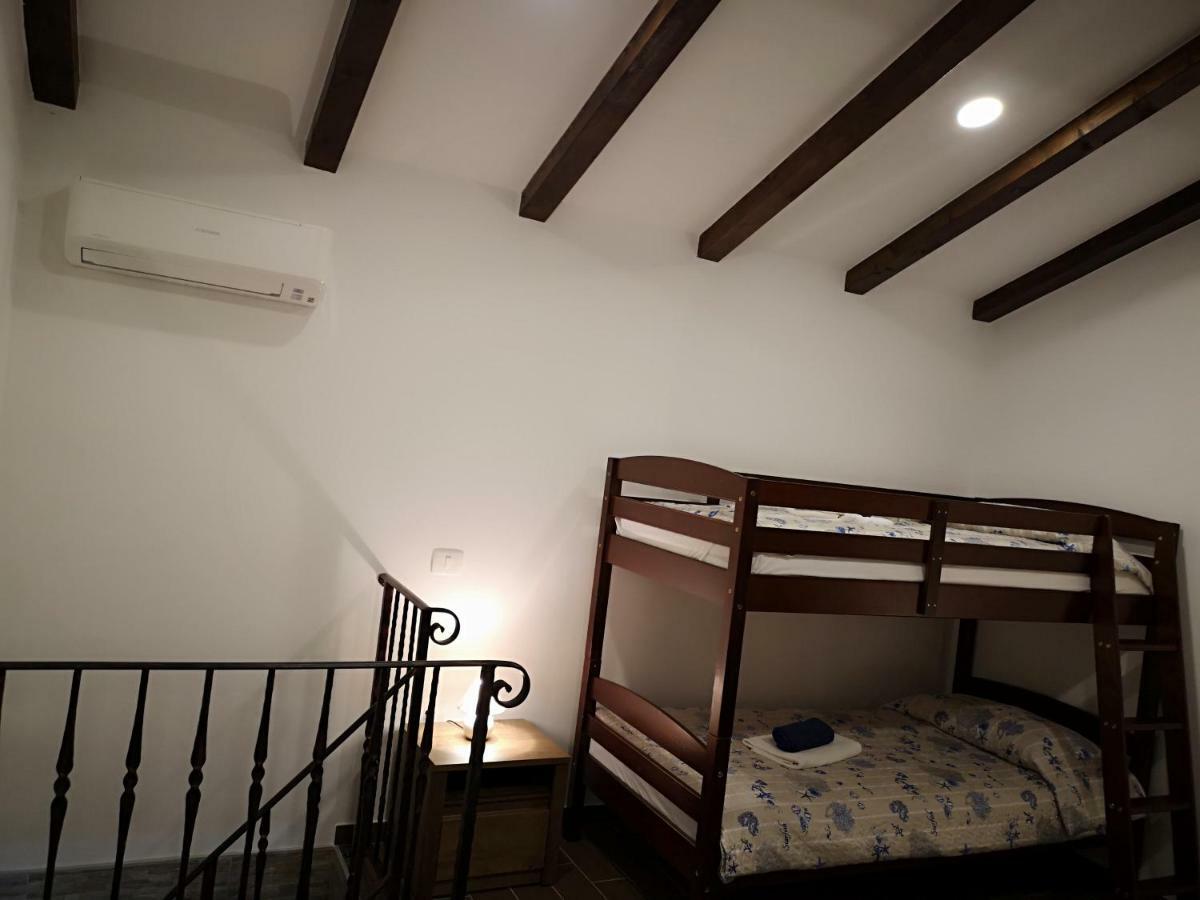 Apartments Gea Люция Екстериор снимка